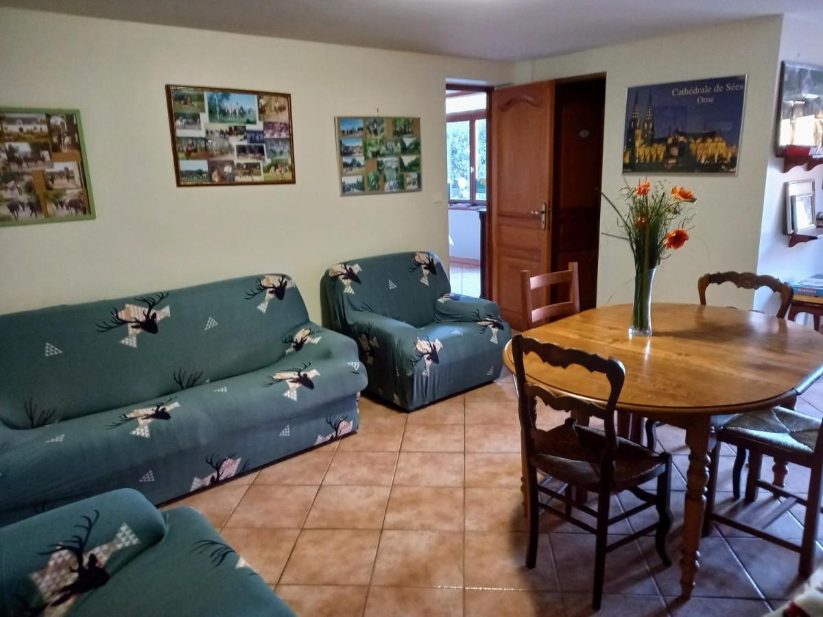 La Ferme Des Tertres Bed & Breakfast La Chapelle-pres-Sees Exterior foto